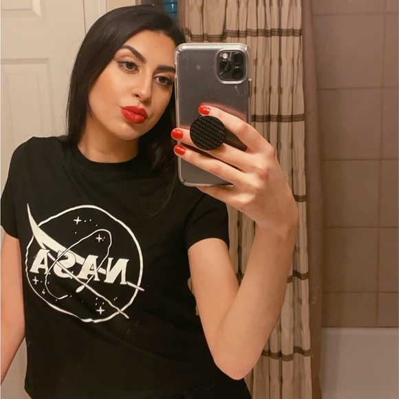 Meet your seller!! ✨💕♎️ - Picture 3 of 7